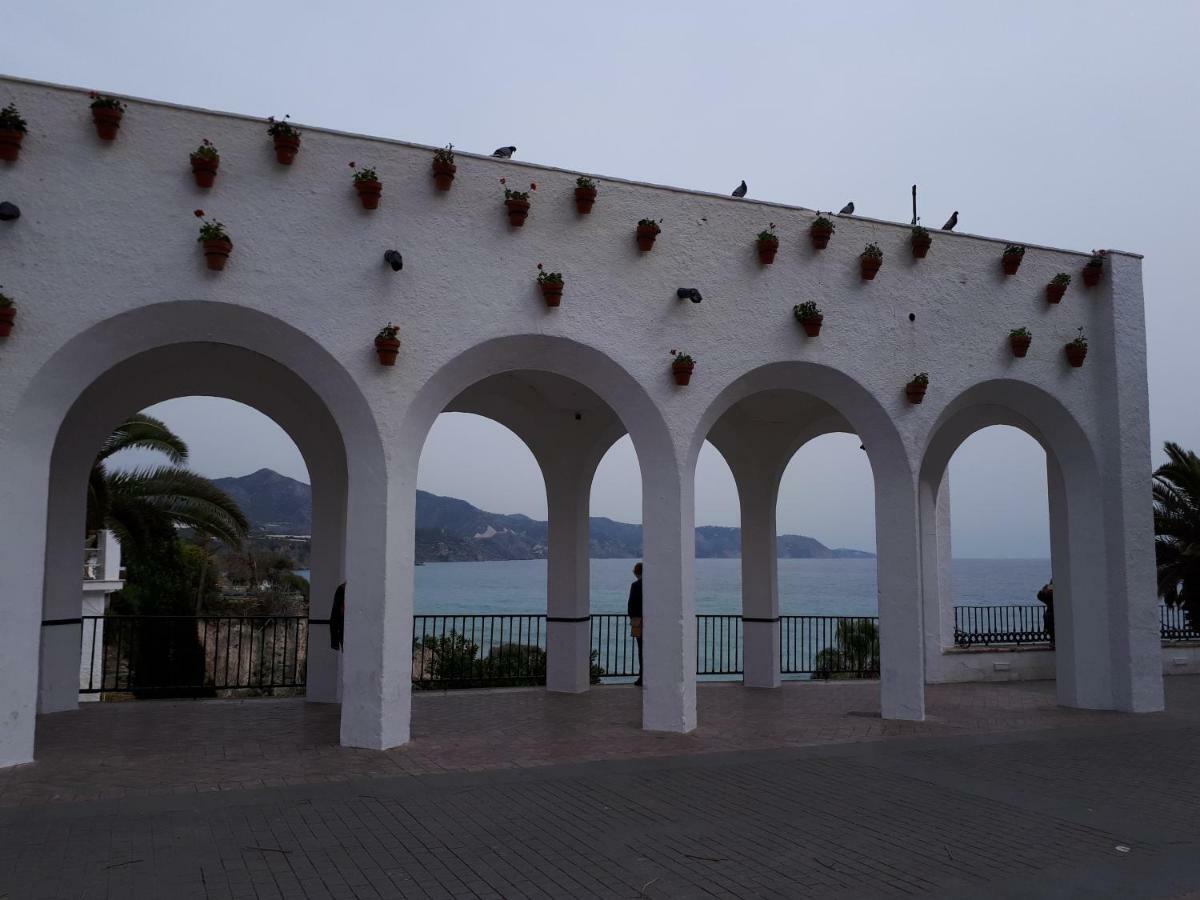 Calle Antonio Millon Nerja Kültér fotó