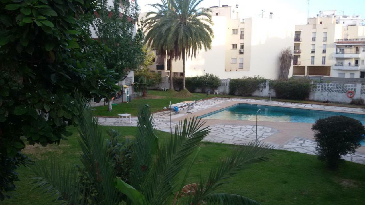 Calle Antonio Millon Nerja Kültér fotó