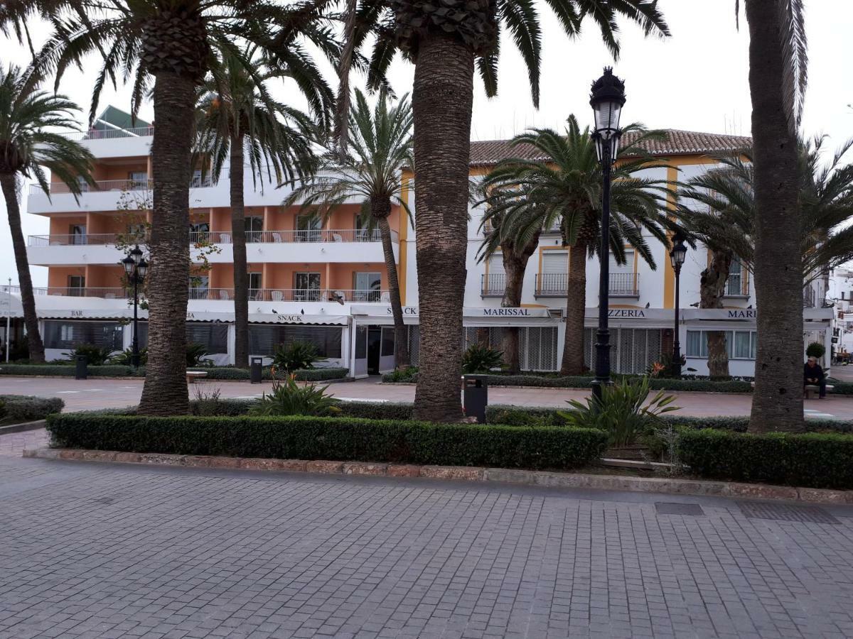 Calle Antonio Millon Nerja Kültér fotó